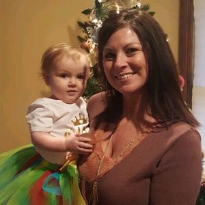 Meet your Posher, Dana